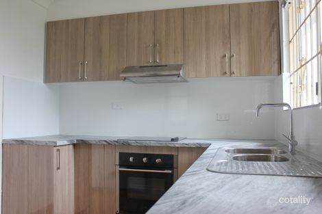 Property photo of 14 Van Dieman Crescent Fairfield West NSW 2165