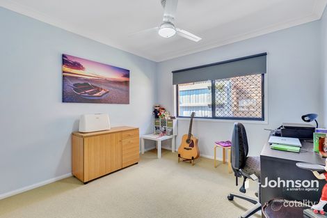 Property photo of 22 Gippsland Circuit Forest Lake QLD 4078