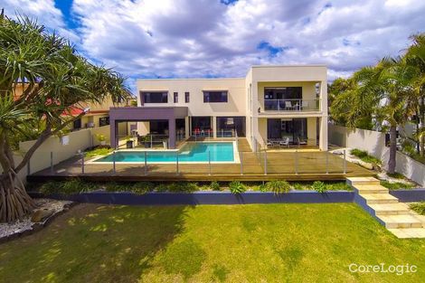 Property photo of 142 Sir Bruce Small Boulevard Benowa QLD 4217