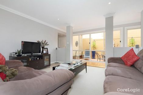 Property photo of 17 Jamieson Way Berwick VIC 3806