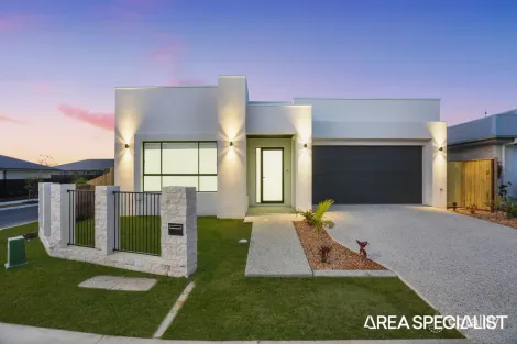 Property photo of 7 Edge Drive Yarrabilba QLD 4207