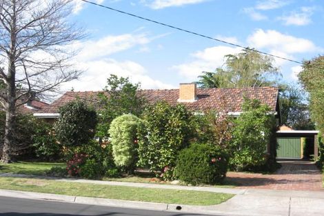 8 Arthurson St, Mount Waverley, VIC 3149