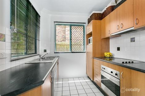 Property photo of 2/45 Shottery Street Yeronga QLD 4104