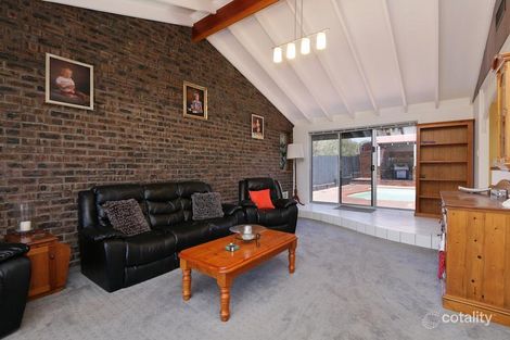 Property photo of 5 Dalby Court Willetton WA 6155