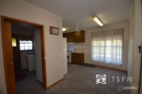 Property photo of 3/82 High Street Kangaroo Flat VIC 3555