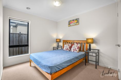 Property photo of 13 Oleander Parade Mickleham VIC 3064