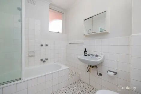 Property photo of 16/26W Toorak Road South Yarra VIC 3141