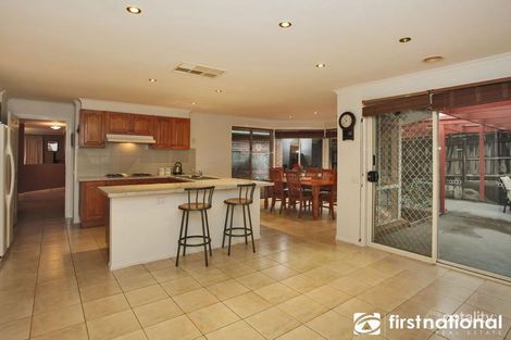 Property photo of 22 Dunraven Court Narre Warren VIC 3805