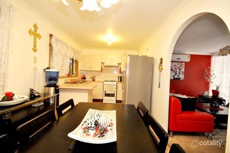 Property photo of 14 Zappia Place Edensor Park NSW 2176