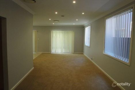 Property photo of 31 Jacqui Circuit Norwest NSW 2153