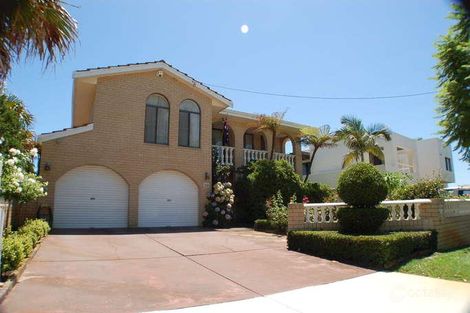 50 Letchworth Centre Ave, Salter Point, WA 6152