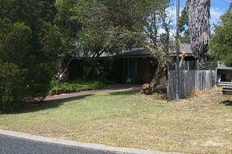 13 Sovereign Pl, Forrestfield, WA 6058