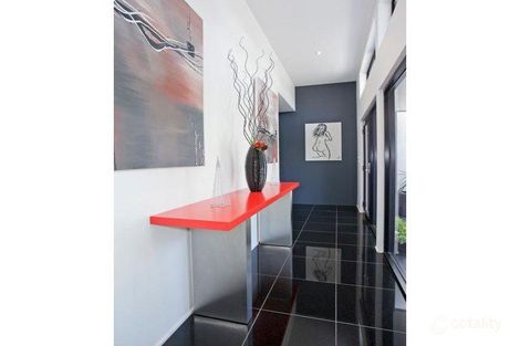 Property photo of 8 Queens Road Newtown VIC 3220