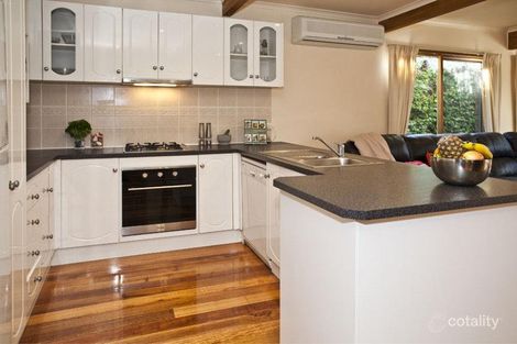 Property photo of 10 Wynyard Street Glen Waverley VIC 3150