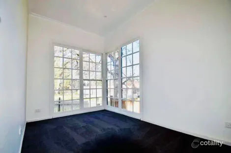 Property photo of 39 Station Street Ferntree Gully VIC 3156