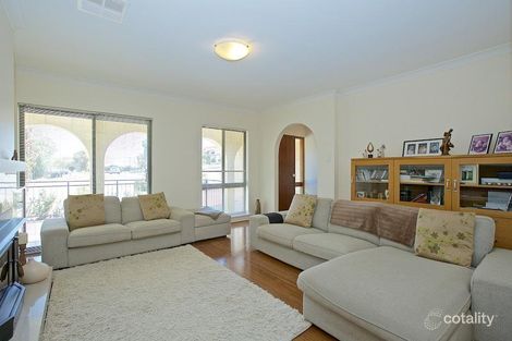 Property photo of 135 Bridgewater Drive Kallaroo WA 6025