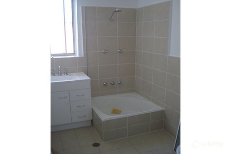 Property photo of 12/2 Booth Street Queanbeyan East NSW 2620