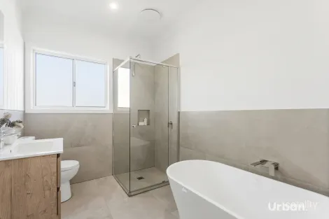 Property photo of 48 Cordeaux Parade Tullimbar NSW 2527