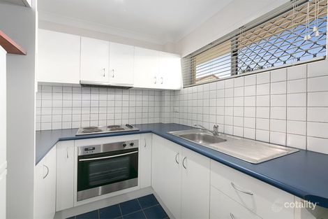 Property photo of 2/22 Princess Street Fairfield QLD 4103