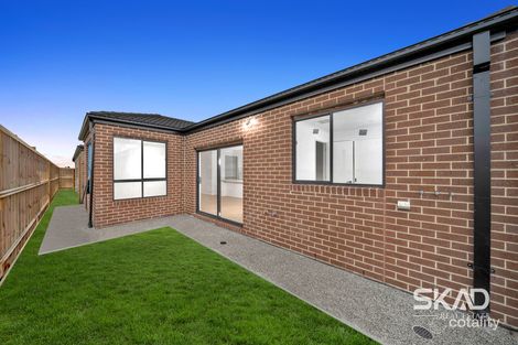 Property photo of 53 Rochford Drive Donnybrook VIC 3064