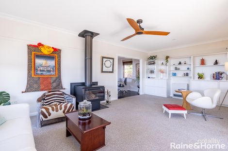 Property photo of 8 McKell Street West Bathurst NSW 2795