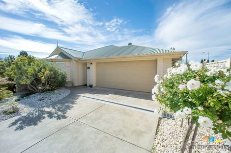 28 Chatswood Gr, Golden Grove, SA 5125