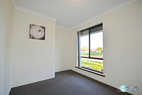 Property photo of 13 Mataitai Loop Cooloongup WA 6168