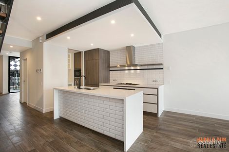 Property photo of 151 Ross Street Forest Lodge NSW 2037