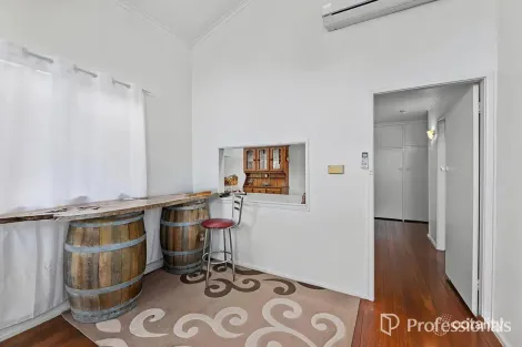 Property photo of 4 Barreng Street Hillvue NSW 2340