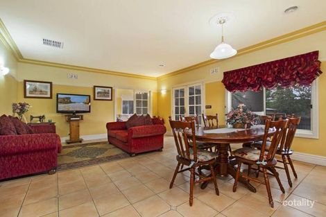 Property photo of 2 Macdonald Place Sunbury VIC 3429