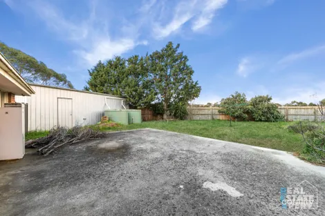 Property photo of 32 Simon Court Hampton Park VIC 3976