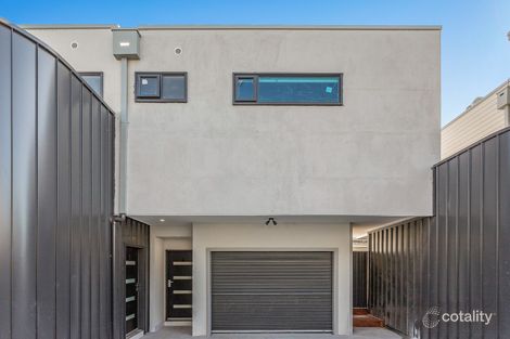 2/223 Woods St, Newport, VIC 3015