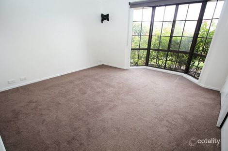 15 Kareel Cl, Erina, NSW 2250