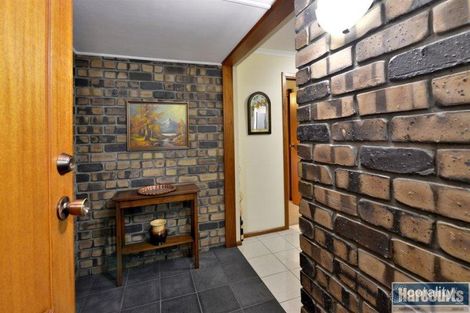 Property photo of 34 Greenfield Rise Aberfoyle Park SA 5159