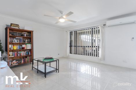 Property photo of 94 Ingleburn Gardens Drive Bardia NSW 2565