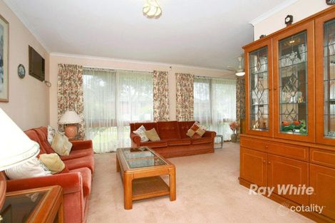 Property photo of 26 Broadwalk Grove Endeavour Hills VIC 3802