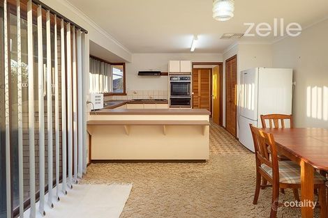 Property photo of 312 Bimbadeen Avenue East Albury NSW 2640