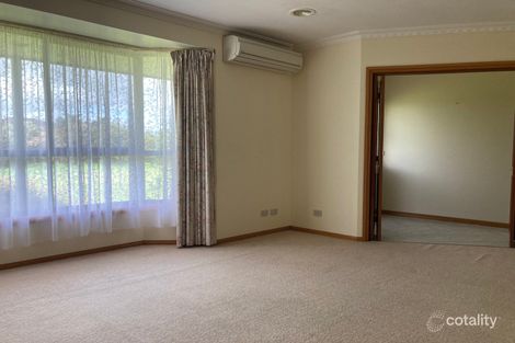 Property photo of 1 Cuthbert Court Grahamvale VIC 3631