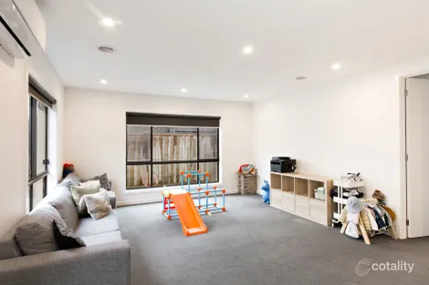 Property photo of 10 Arch Drive Alfredton VIC 3350