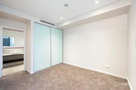 Property photo of 2 Waterview Drive Lane Cove NSW 2066