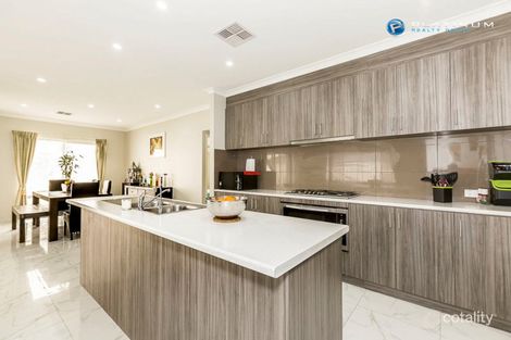 Property photo of 30 Bathurst Gardens Darch WA 6065