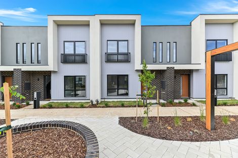 19 Cultura Walk, Cranbourne West, VIC 3977