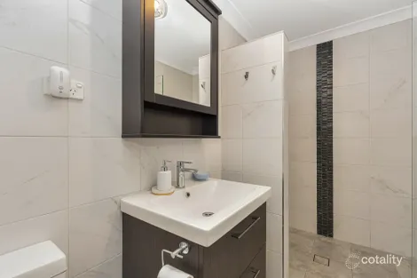 Property photo of 3 Noamunga Crescent Gwandalan NSW 2259