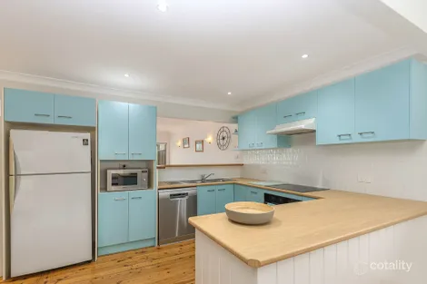 Property photo of 3 Noamunga Crescent Gwandalan NSW 2259