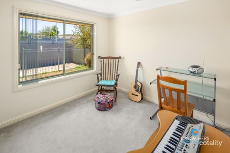 Property photo of 50 Stonehaven Circuit Queanbeyan East NSW 2620