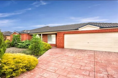 11 Amber Way, Taylors Hill, VIC 3037