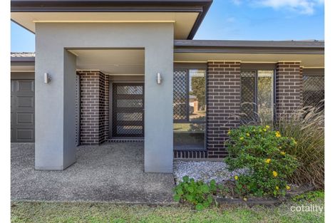 Property photo of 2 Dunbar Court Highfields QLD 4352