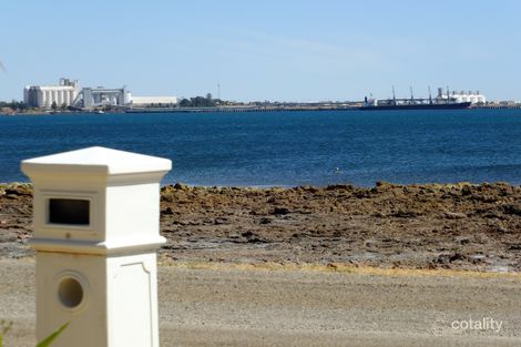Property photo of 2 Palmer Esplanade North Beach SA 5556
