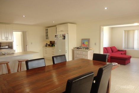 Property photo of 10 Featherstone Road Orelia WA 6167