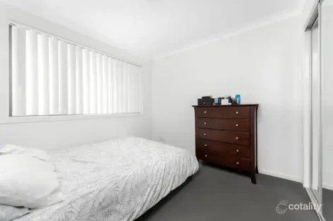 Property photo of 101 Ingleburn Gardens Drive Bardia NSW 2565